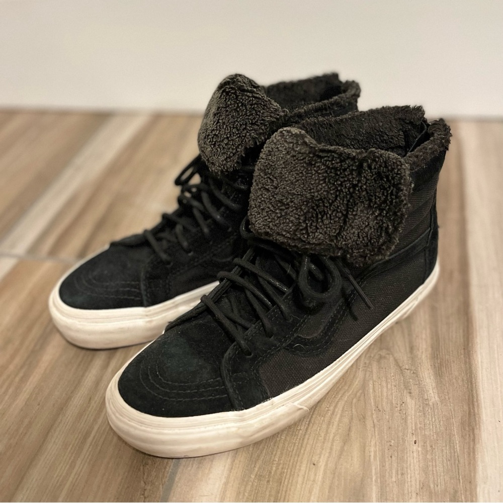 Vans Sk8-hi with zippers and cozy fuzzy insides